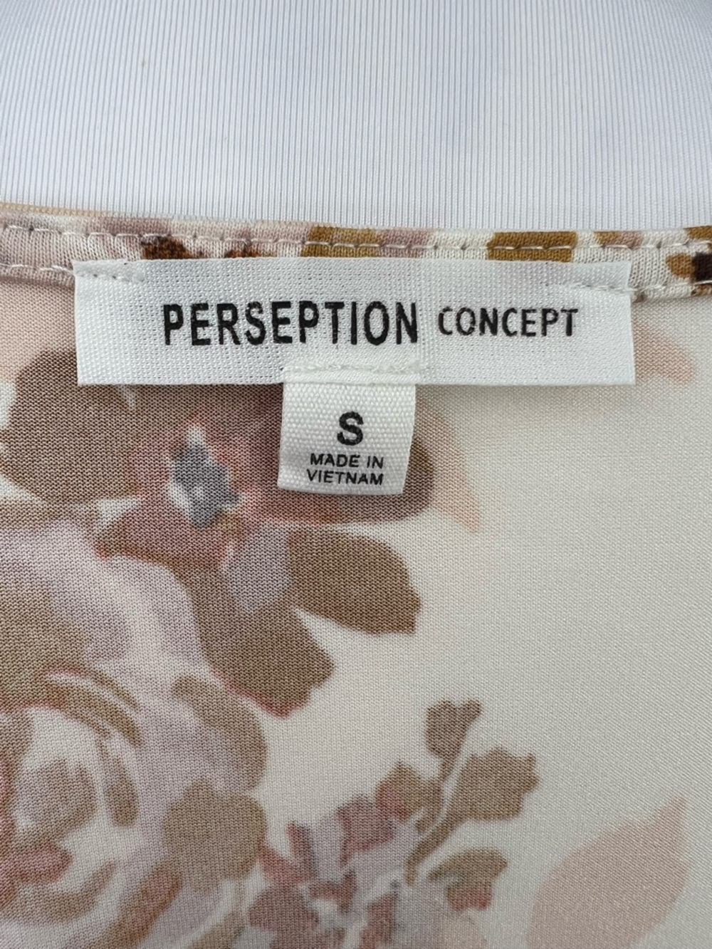 Perception Concept Floral Ruffle Blouse Women’s Small Ivory Sheer Button Front - Picture 5 of 6